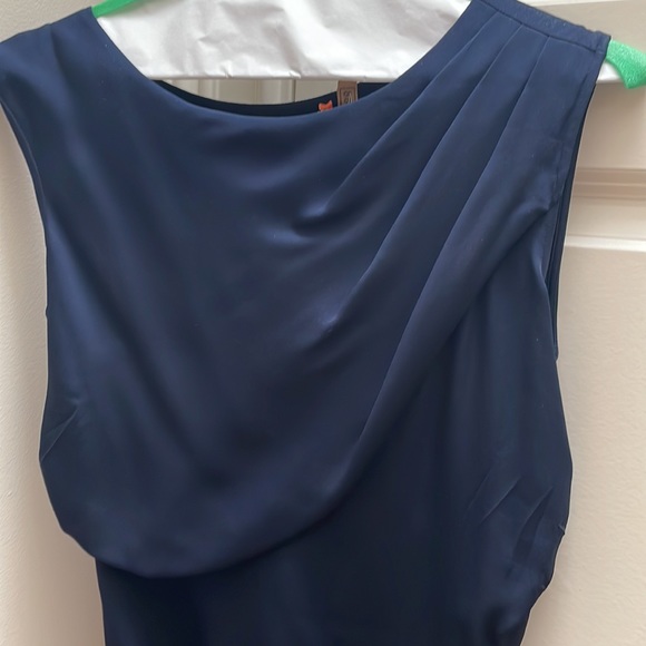 Navy silk DVF dress - Picture 3 of 6